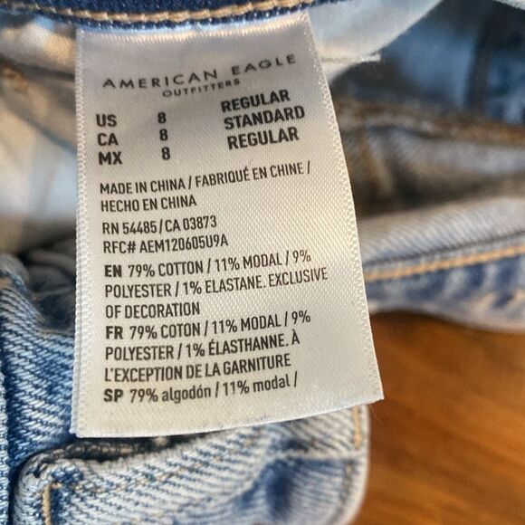 Women's Light Blue Jeans AE High waisted Mom Jeans - Picture 7 of 8